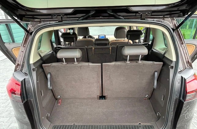 Opel Zafira cena 36997 przebieg: 219000, rok produkcji 2012 z Kozienice małe 667